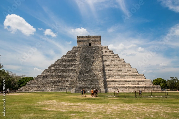 Obraz Chichen Itza through time