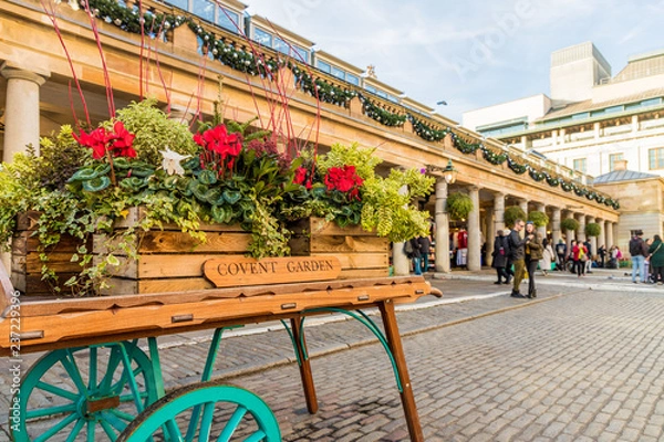 Fototapeta A typical view in Covent Garden