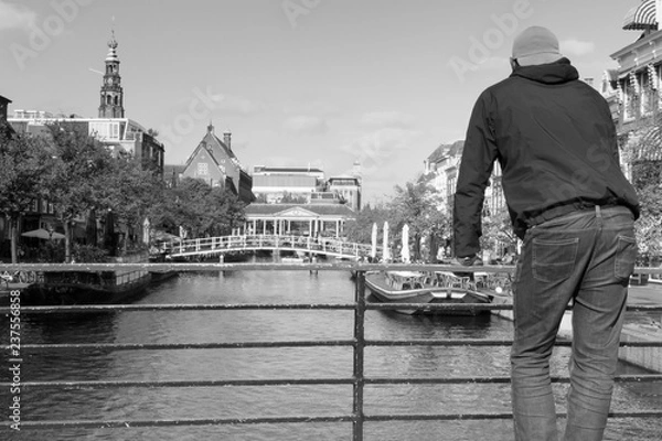 Obraz Person on the bridge