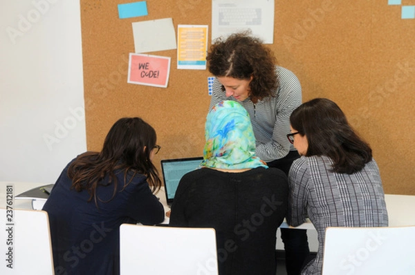 Obraz Lehrerin erklärt