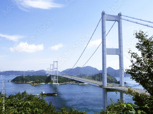 Fototapeta 瀬戸内しまなみ海道　来島海峡大橋　愛媛県　日本	