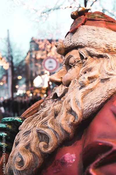 Obraz Weihnachtsmann aus Stein 