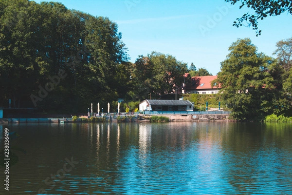 Fototapeta Blick auf den Itzeblitzer Weiher im Saarland - Retro