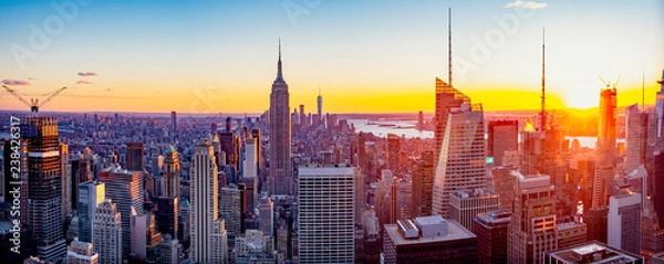 Obraz Panoramę Nowego Jorku / Manhattanu z miejskich drapaczy chmur o zachodzie słońca, USA.