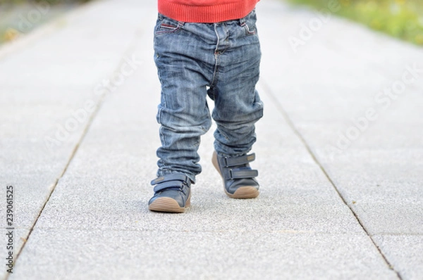 Fototapeta Baby's first steps