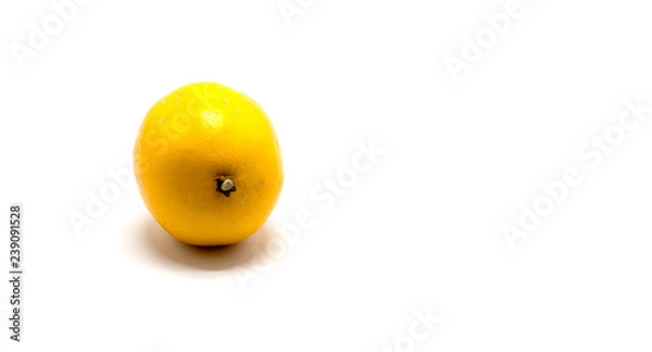 Fototapeta lemon isolated on white background