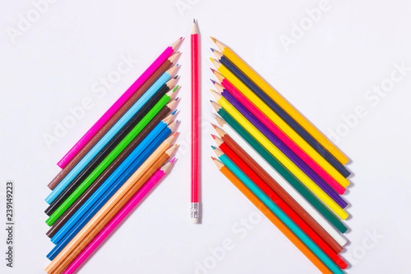 Obraz Цветные карандаши на белом фоне.