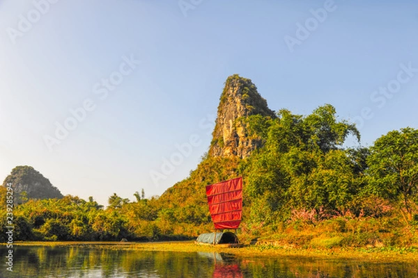 Fototapeta Rest on the river in China
