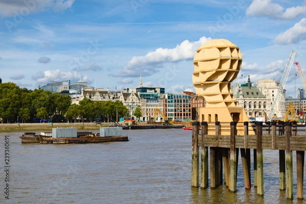 Obraz Sculpture by River Thames