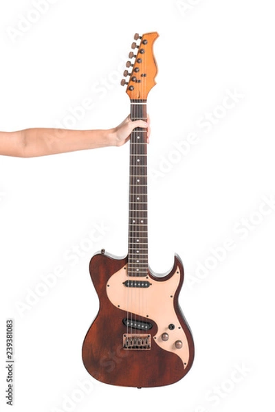 Fototapeta Kobieta trzyma gitarę elektryczną na białym tle, zbliżenie