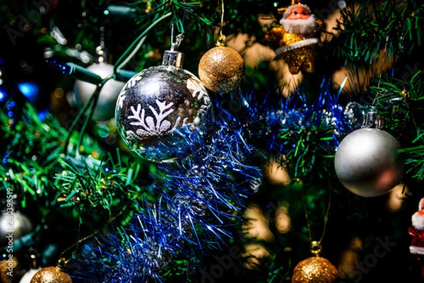 Obraz  Christmas tree adorned