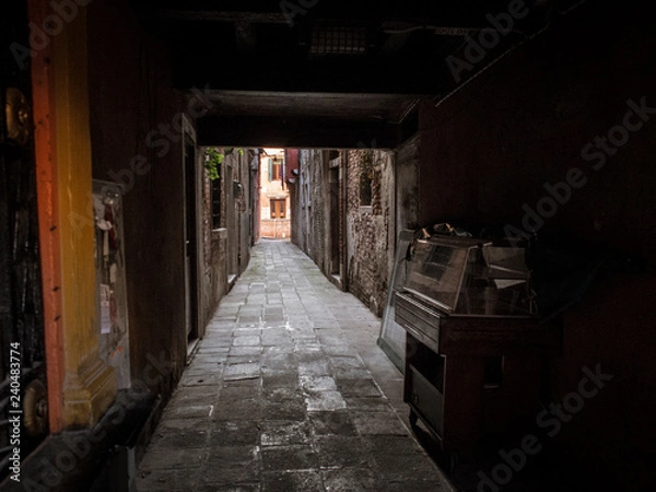 Obraz イタリアのベニスの路地