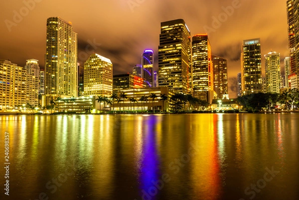 Fototapeta Night light view of Miami downtown buildings