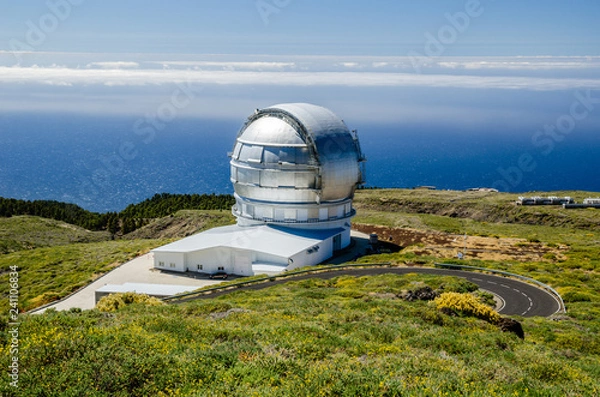 Fototapeta Gran Telescopio Canarias. Astronomical Observatory in La Palma i