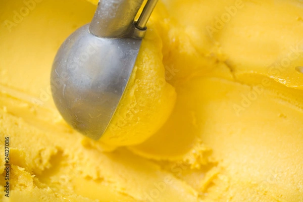 Obraz Mango ice cream scoop
