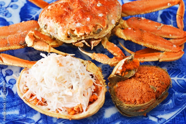 Fototapeta 冬の味覚せいこがにを肴に一献