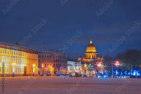 Fototapeta Petersburg is decorated for the new year. New Year tree on the palace square in St. Petersburg. New Year. Russia.