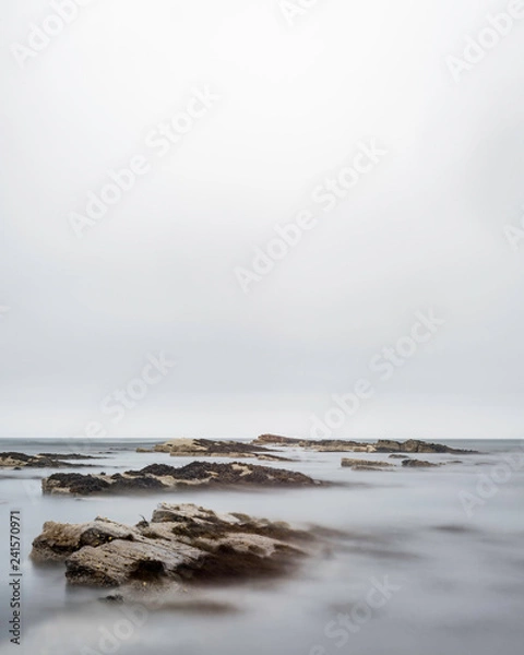 Obraz waves breaking on the rocks