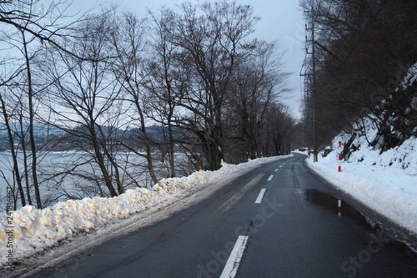 Obraz 冬, 雪, 道, 風景, 寒い, 木, 森, 自然, 白, 霜, こおり, 季節, 空, 木, 雪に覆われた, 青, フリーズ, 光景, アウトドア, ルーラル, ハイウェイ, 乗り切る, クリスマス, 旅行, 日