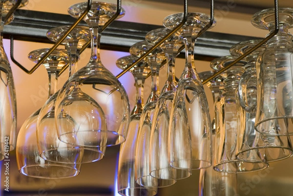 Fototapeta holders for wine glasses.