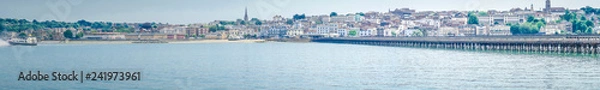 Obraz Panoramic view from the sea on the town of Ryde on the Isle of Wight in Great Britain.