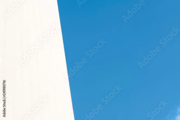 Obraz blue sky and building