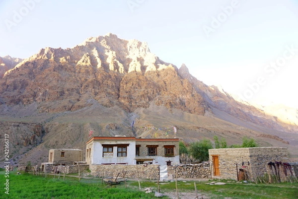 Fototapeta ザンスカール 山 空 雲