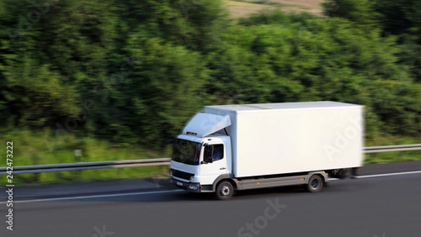 Obraz Schnelle Lieferung 2 - LKW mit dynamischer Bewegungsunschärfe