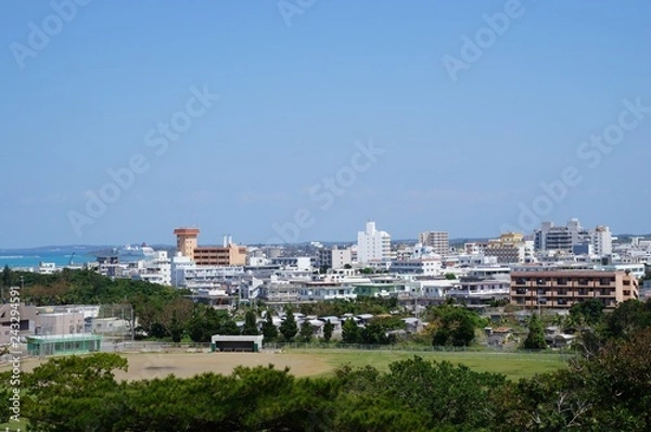 Fototapeta カママ嶺公園から見た宮古島市街