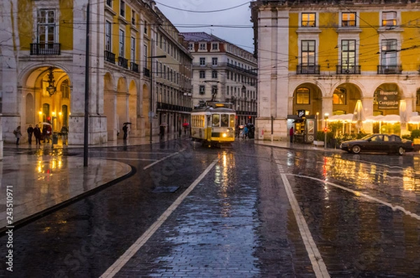 Obraz old tram in lisbon