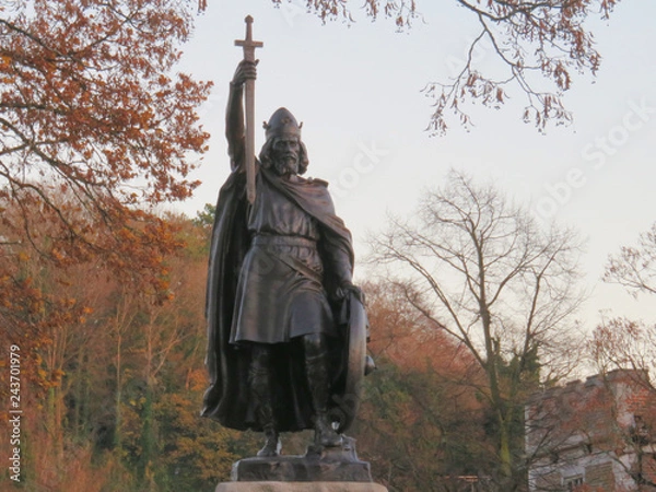 Fototapeta Statue of King Alfred The Great