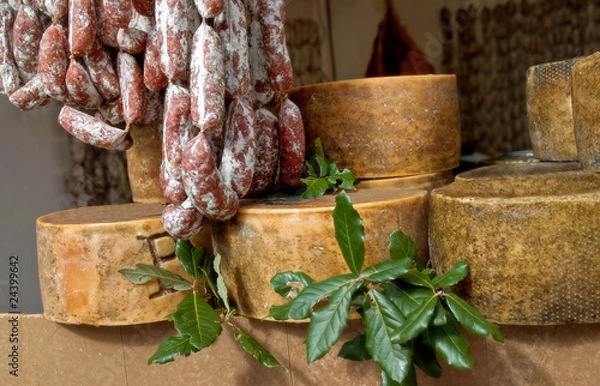 Obraz formaggio e salsicce