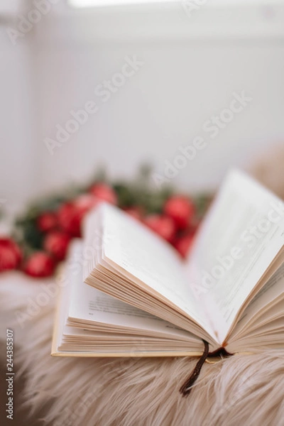 Fototapeta open book on table