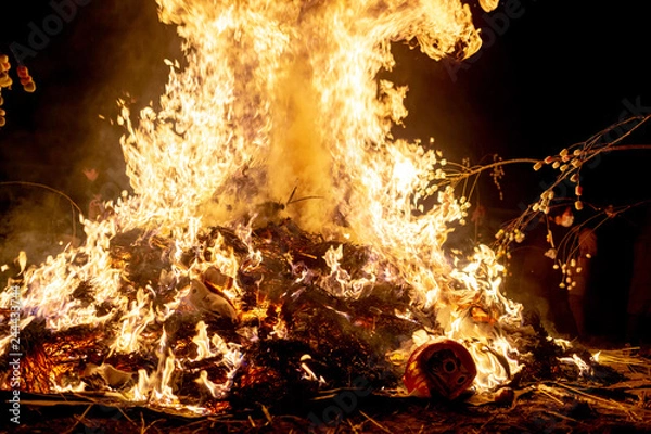 Fototapeta 冬のどんど焼き