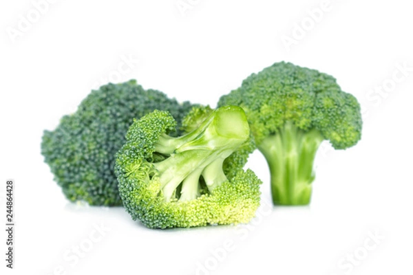 Obraz kupa Brokuły na białym tle.