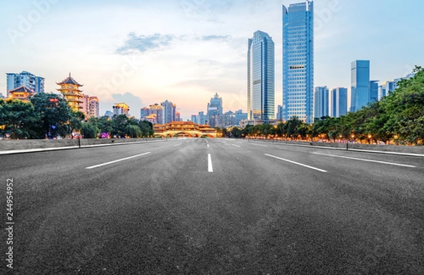 Fototapeta The expressway and the modern city skyline