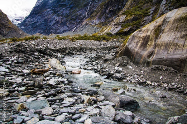 Fototapeta stream in mountains