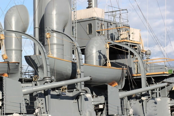 Obraz The weapons on the ship