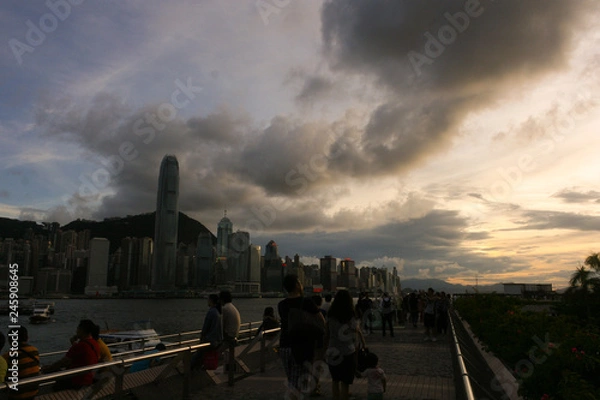 Fototapeta Touch the Sunset