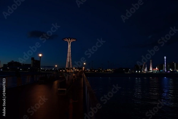 Obraz tower in the night 
