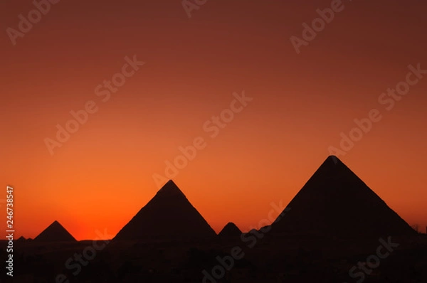 Obraz 夕暮れのピラミッド