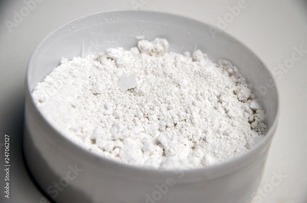 Obraz Tooth powder in a box