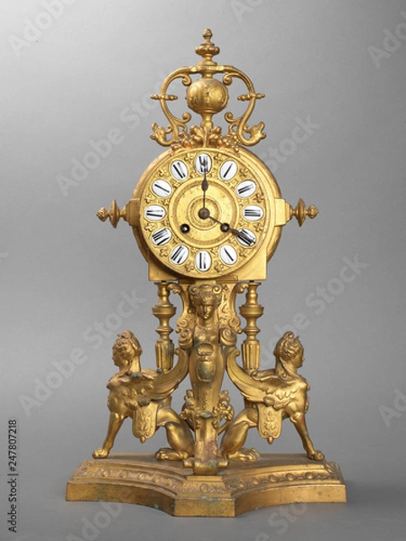 Fototapeta Pendule dorée