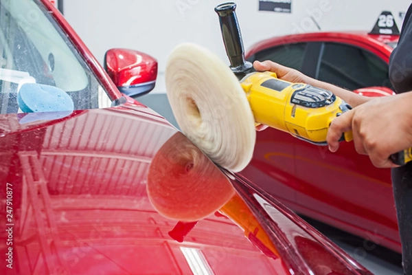 Obraz Lack von einem Auto polieren