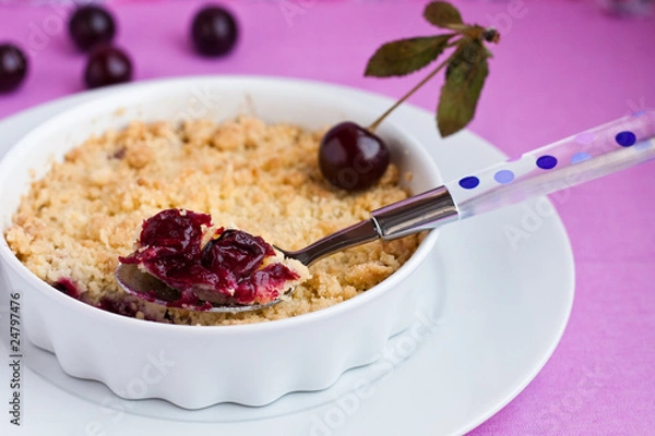 Fototapeta Cherry crumble