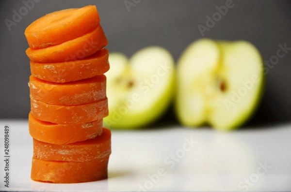 Fototapeta Slices of carrots 2