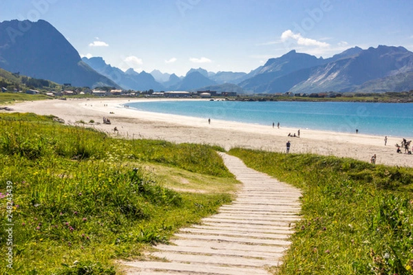 Fototapeta Ramberg beach and mountains in Lofoten in Norway