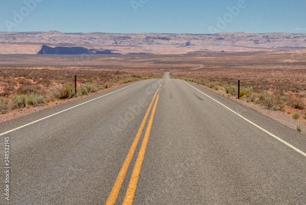 Fototapeta scenic view of Halls Crossing and Glen Canyon National Recreation Area from Utah State Route 276 highway