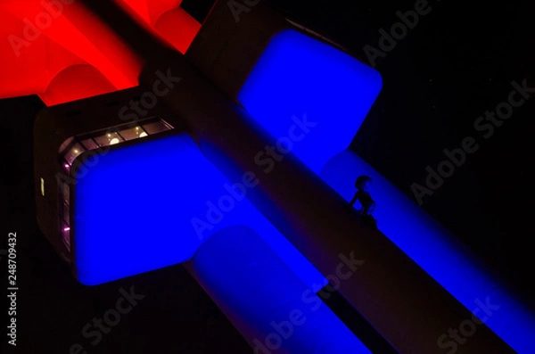 Fototapeta abstract background with crawling sculpture 