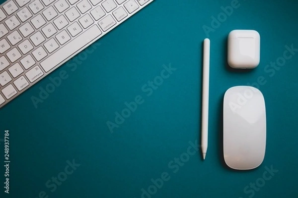 Obraz Keyboard pen mouse apple